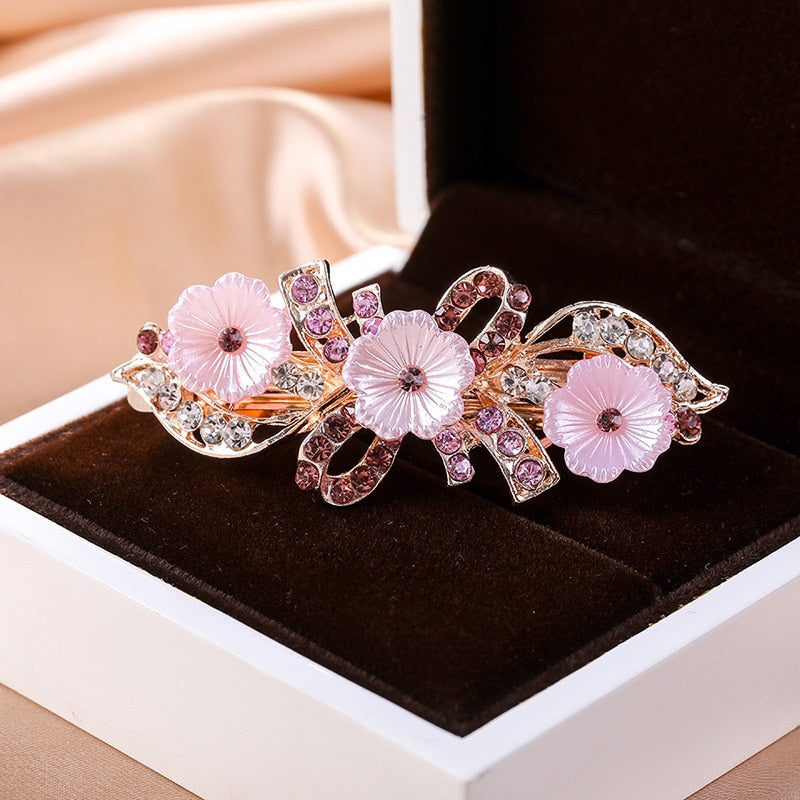 Barrette à cheveux avec des marguerites