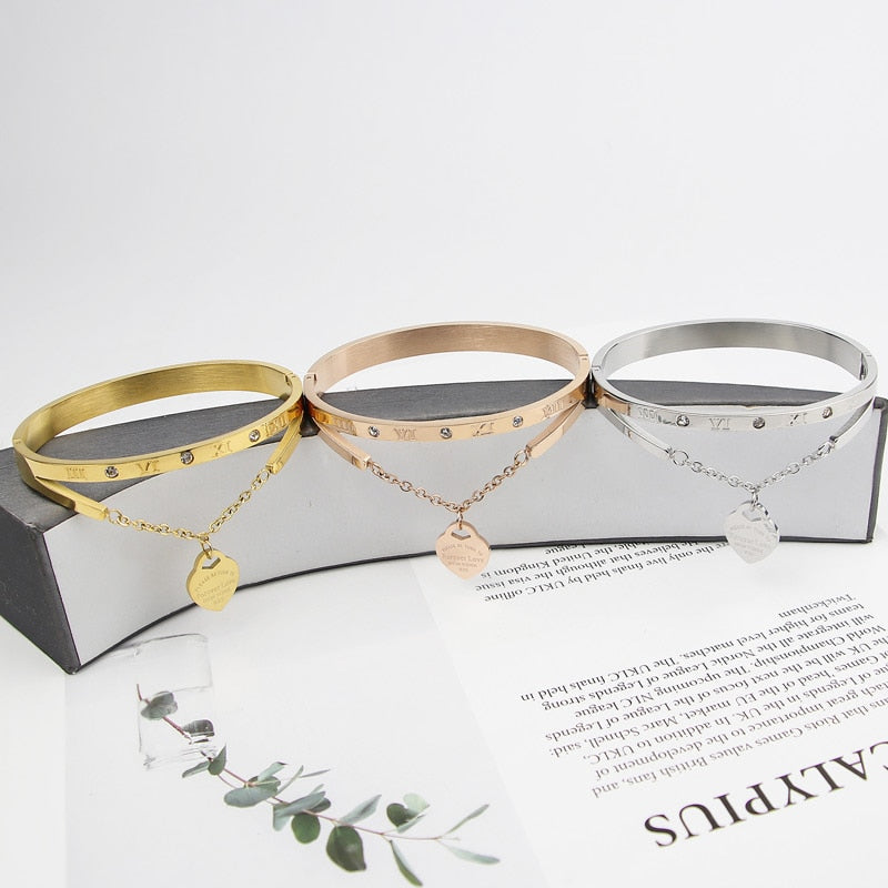 Bracelet avec une chaîne