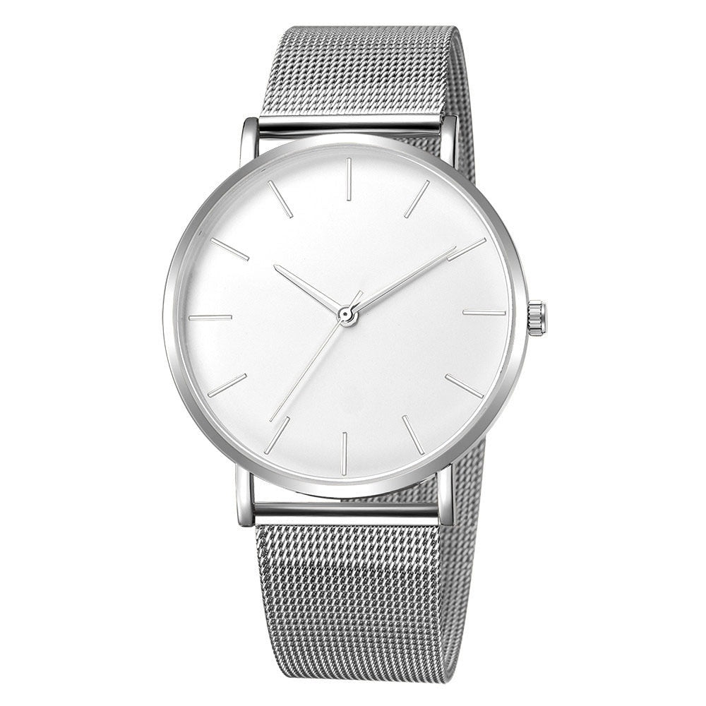 Montre minimaliste pour dames sur un bracelet