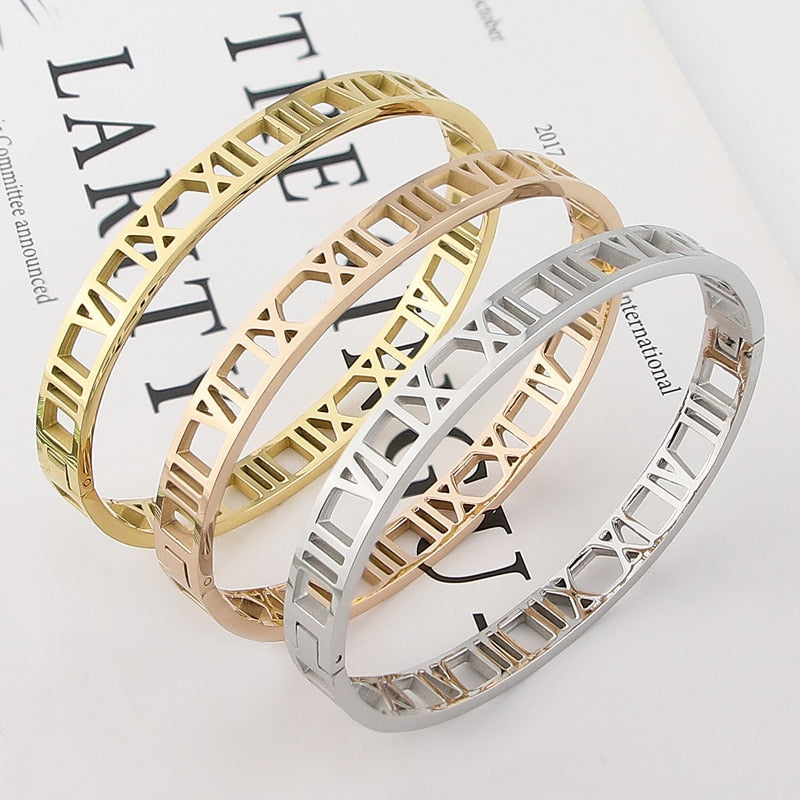 Bracelet en dentelle