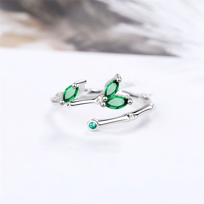 Bague avec motif de plante