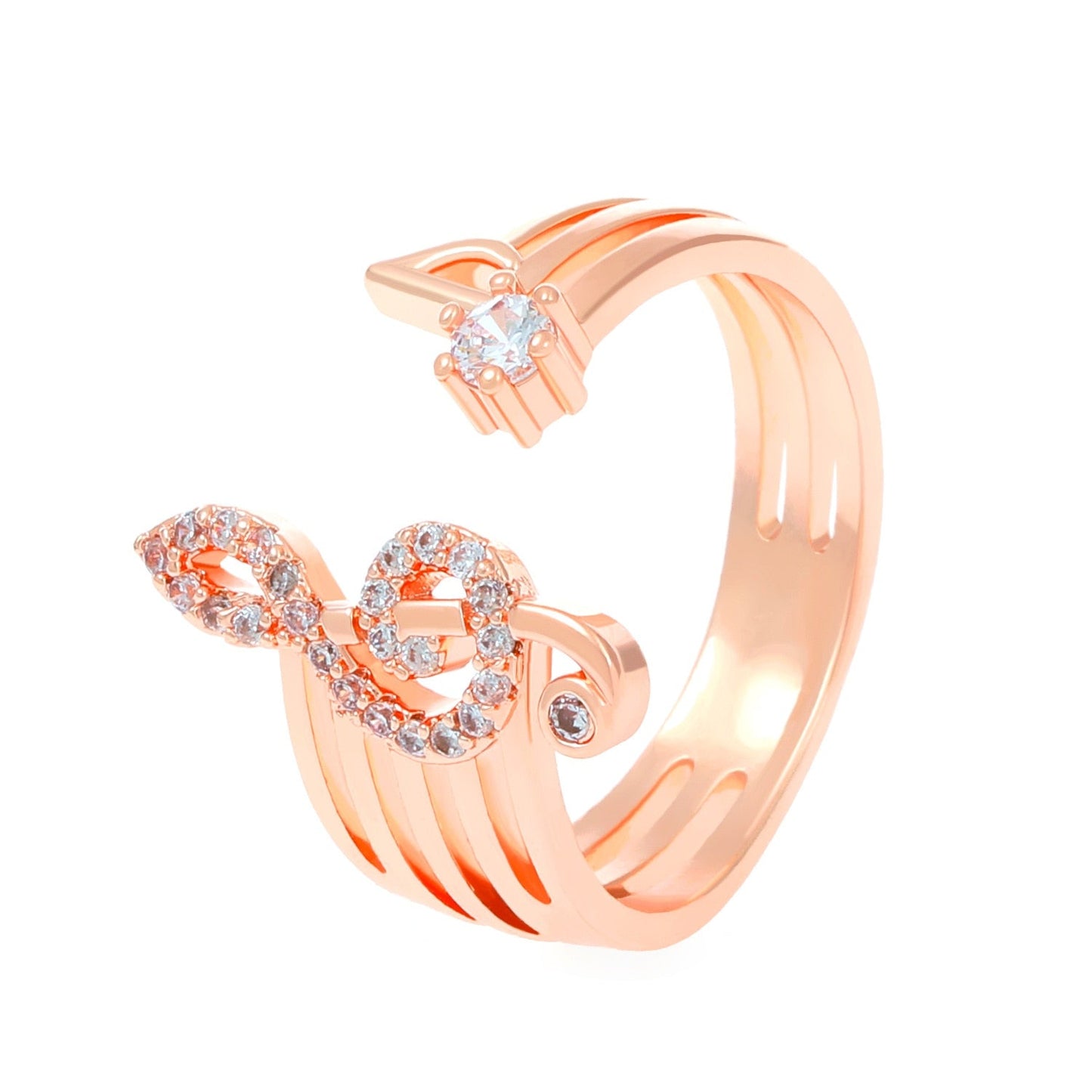 Une bague brillante avec une clé de sol
