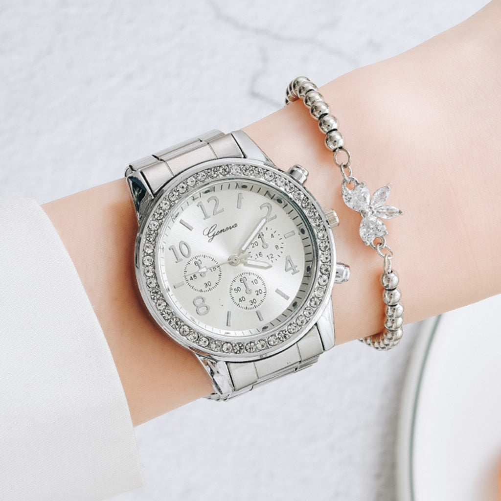 Montre pour femmes avec zircons et bracelet minimaliste