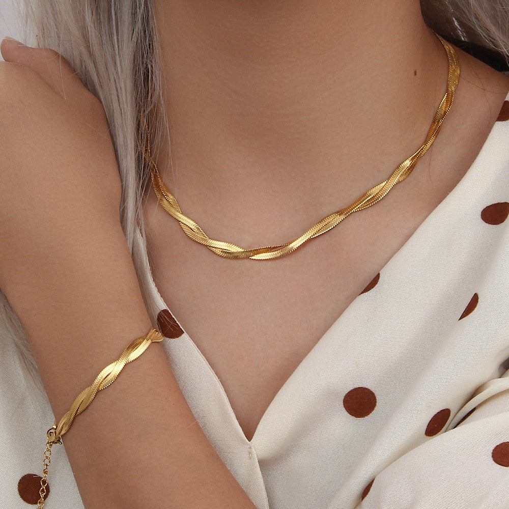 Ensemble de bijoux tressés