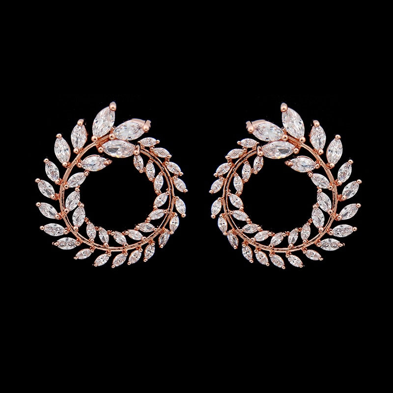 Ensemble de bijoux avec un motif de feuille