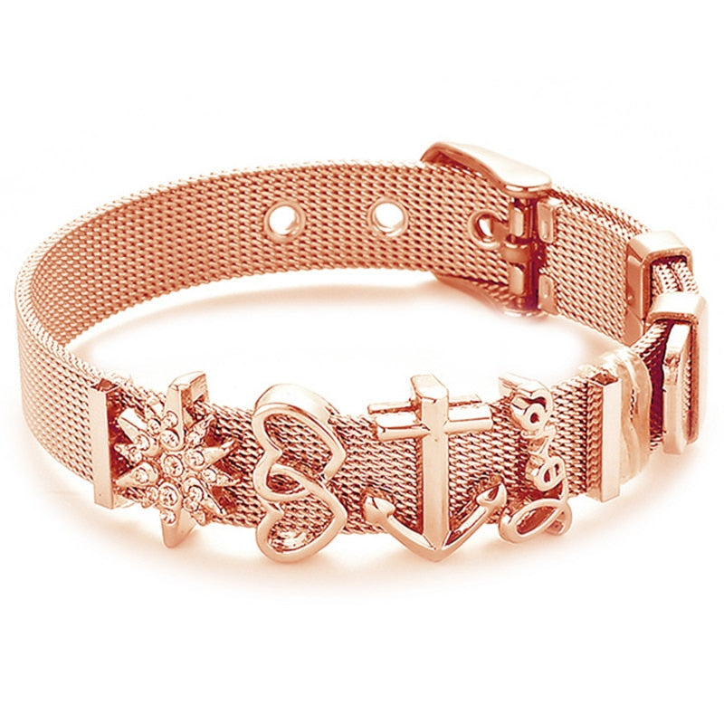 Bracelet pendentifs sur la barre