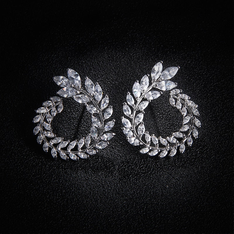 Ensemble de bijoux avec un motif de feuille