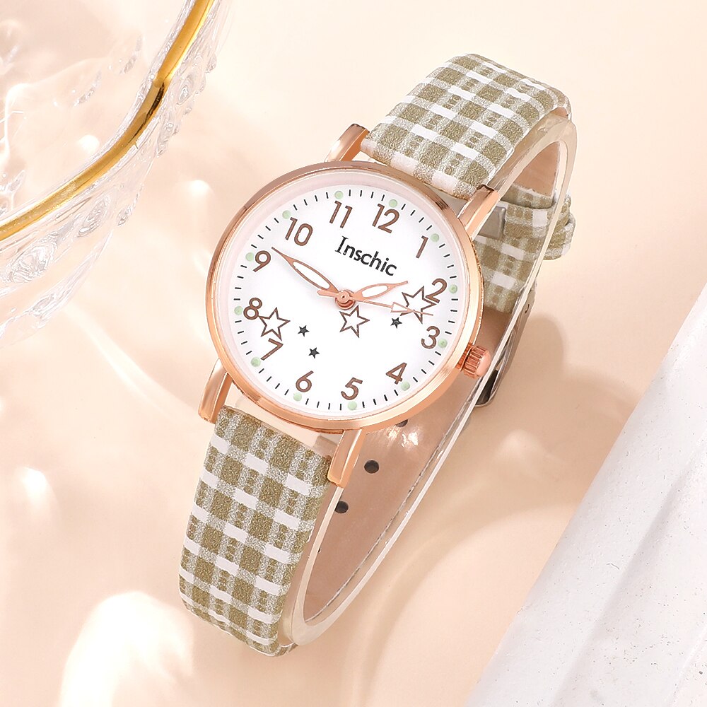 Montre pour dames avec motif d'étoile