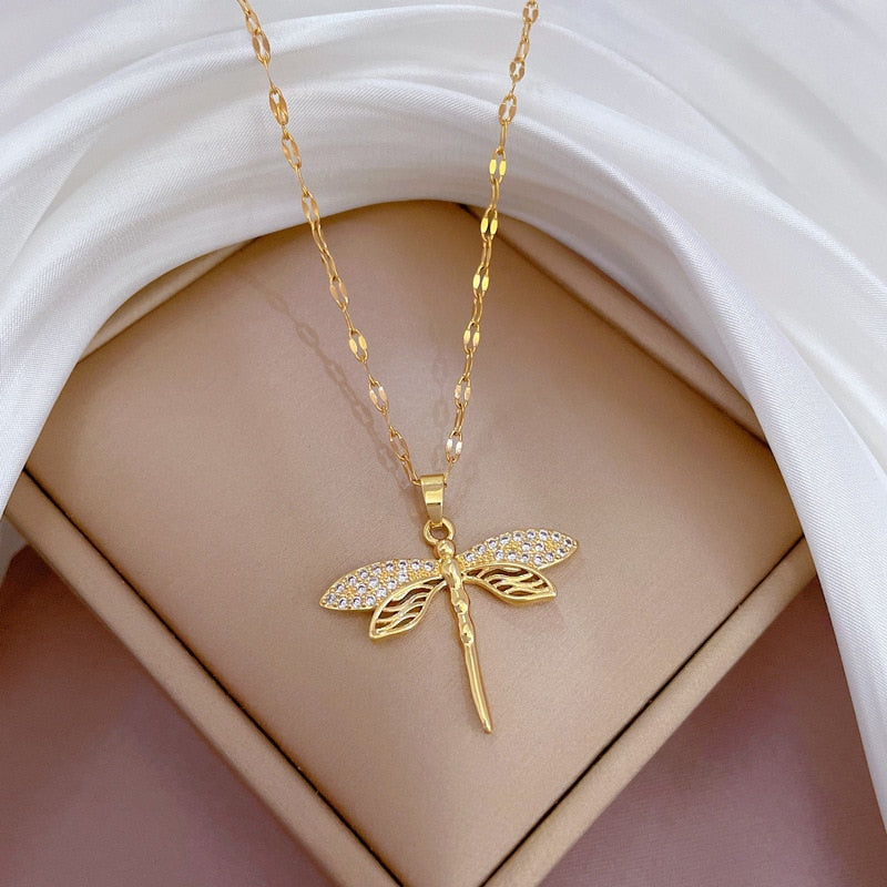 Collier avec pendentif - libellule