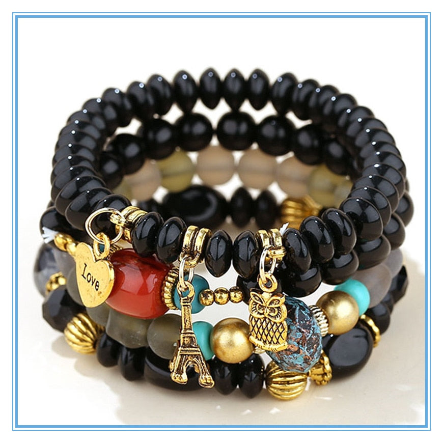 Ensemble de bracelets avec perles et pendentifs