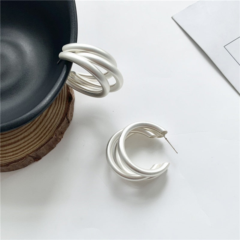 Boucles d'oreilles en cercle mat