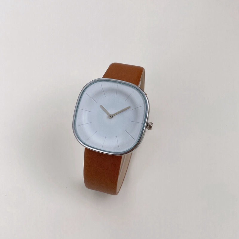 Montre pour dames minimalistes