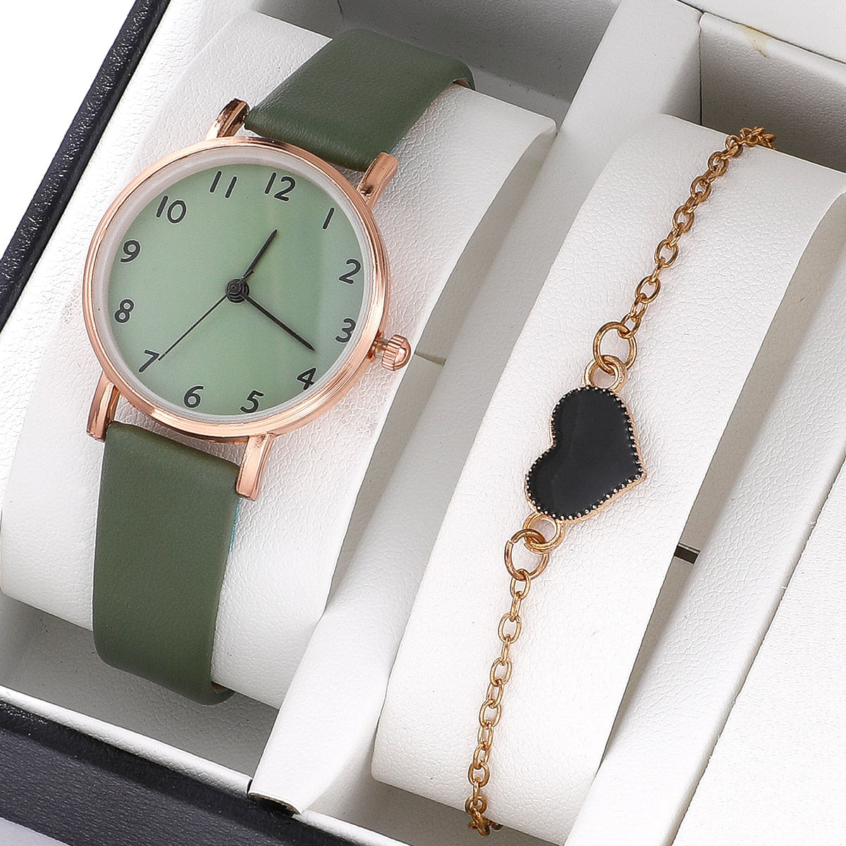 Montre classique pour femmes avec un bracelet