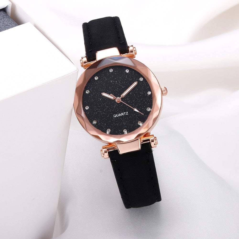 Montre pour dames avec un cadran scintillant sur un bracelet