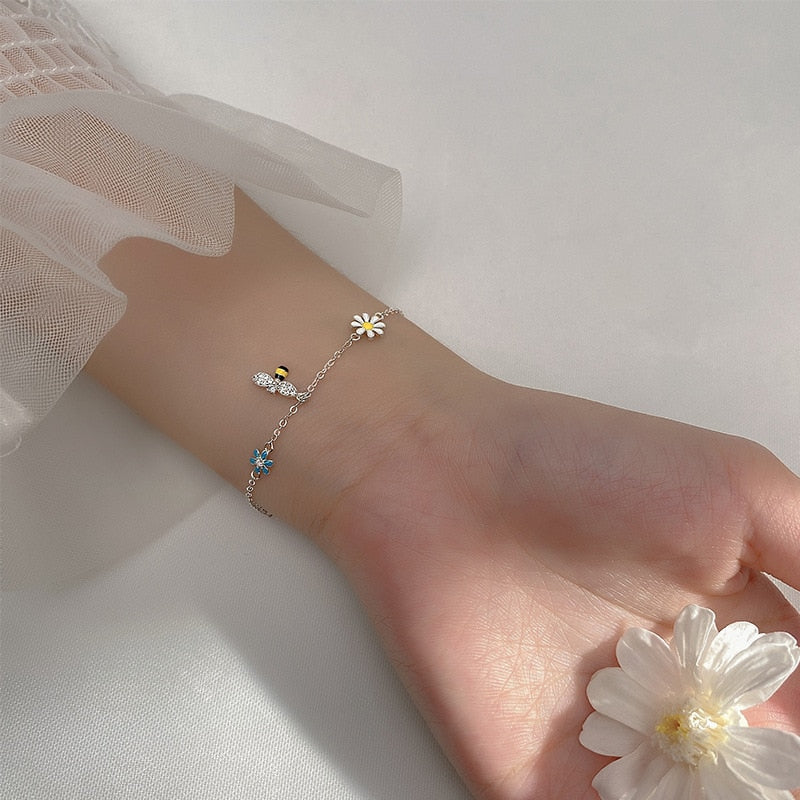 Bracelet en argent avec pendentifs