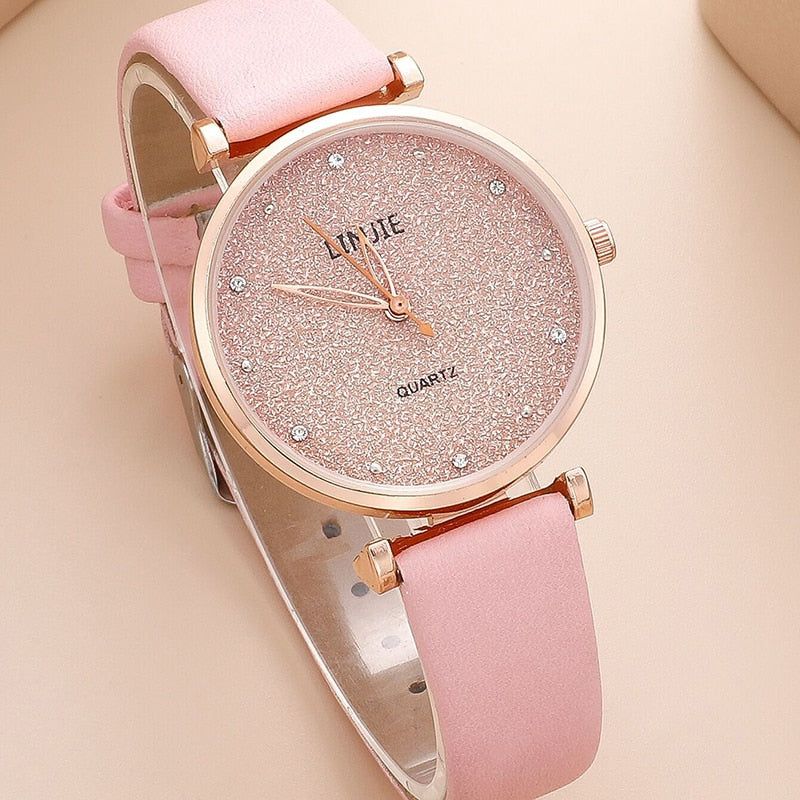 Montre pour dames avec un cadran étincelant