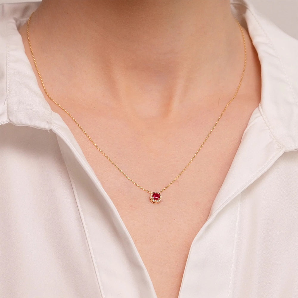 Collier minimaliste avec zircon cubique