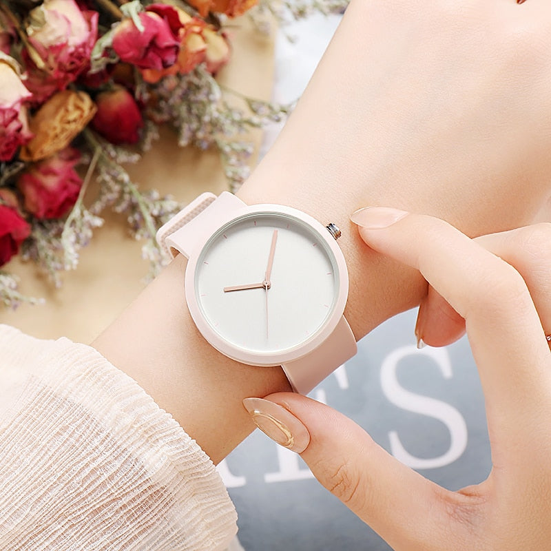 Montre minimaliste pour femmes