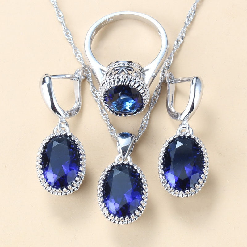 Ensemble de bijoux en argent avec des zircones cubiques