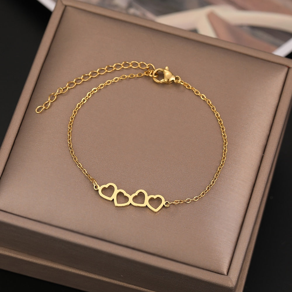 Bracelet avec des cœurs