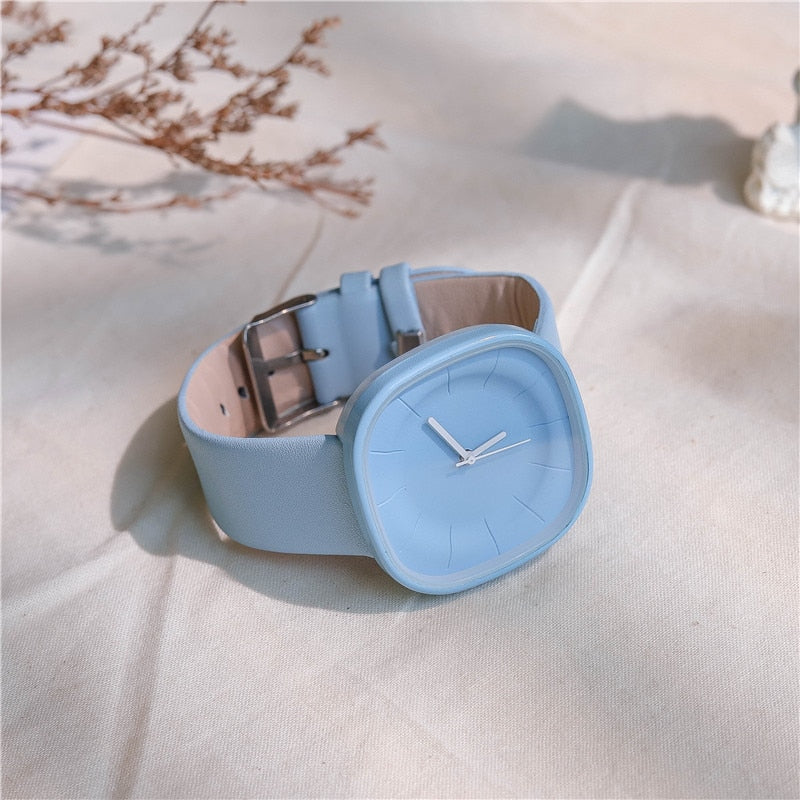 Montre pour dames minimalistes