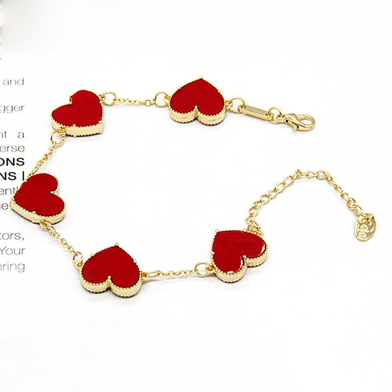 Bracelet avec des cœurs