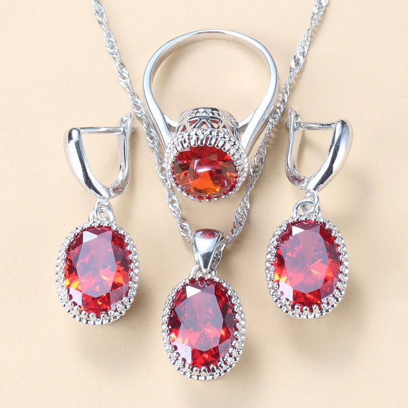 Ensemble de bijoux en argent avec des zircones cubiques