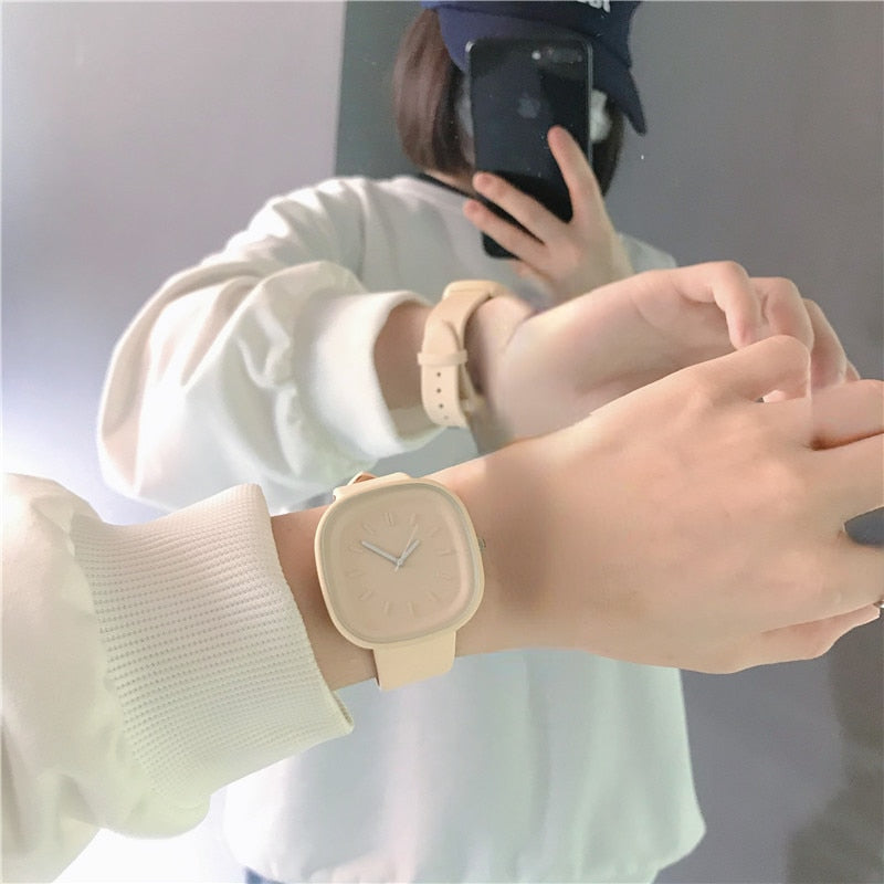 Montre en silicone minimaliste pour dames