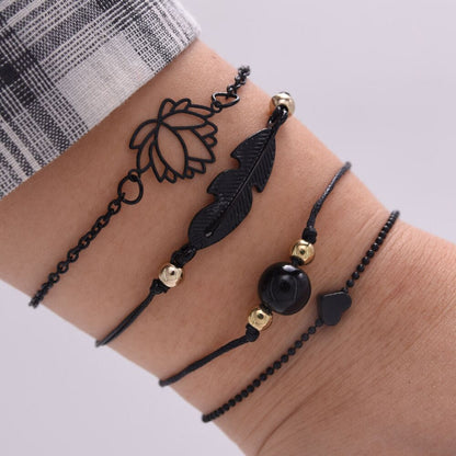 Ensemble de bracelets noirs
