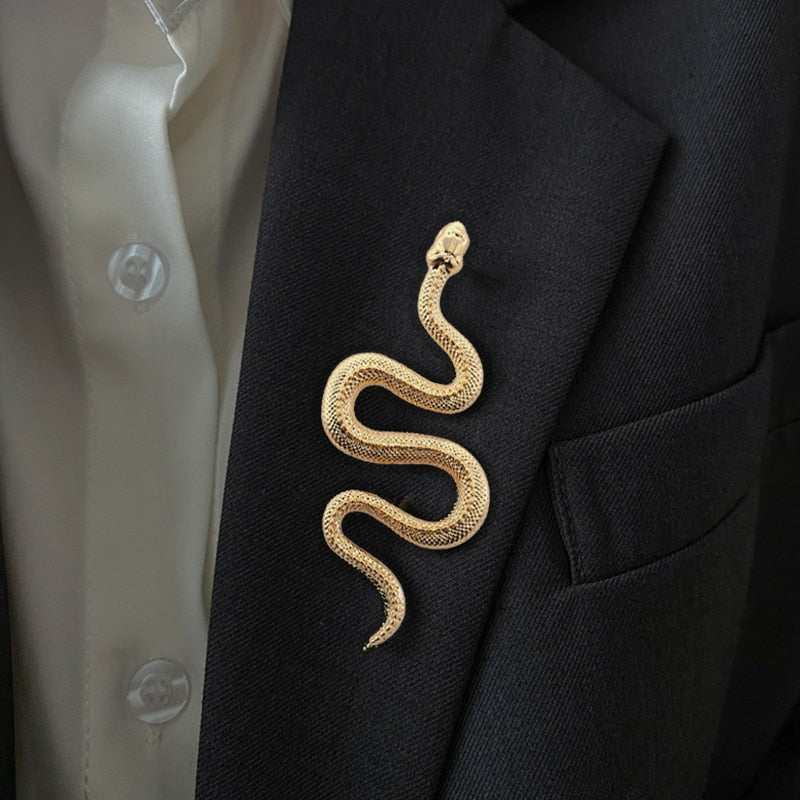 Broche avec motif de serpent