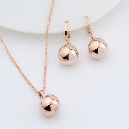 Ensemble de bijoux avec des billes
