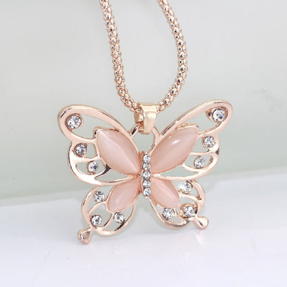 Collier avec zircons - papillon