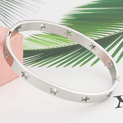 Bracelet avec motif d'étoile
