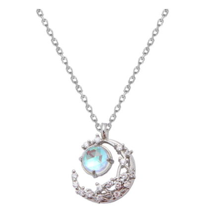 Collier avec une lune